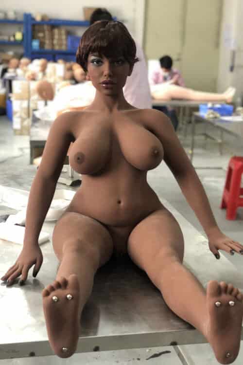 busty-sex-doll