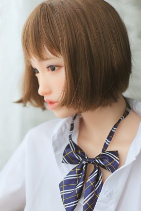 Kissing Practice Young Sex Doll For Sale In Japan (4)